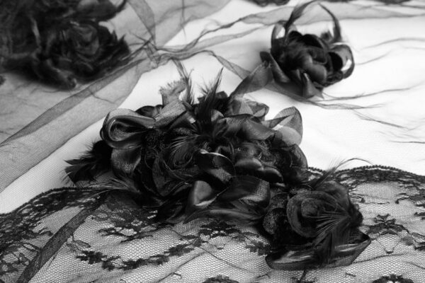 Voile de mariée roses noires