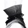 Collerette haute plissée