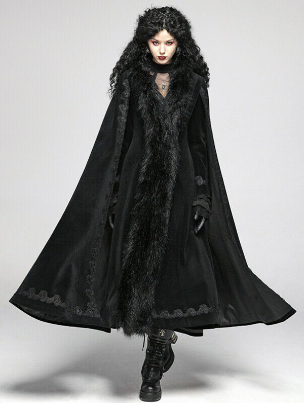 Manteau manches cape