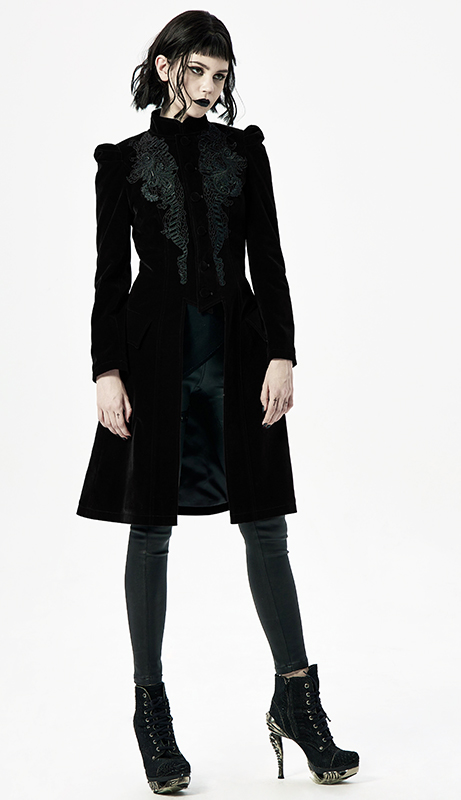 Manteau velours noir à broderies Manteau velours noir à broderies