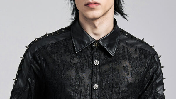 Chemise effet déchiré à spikes