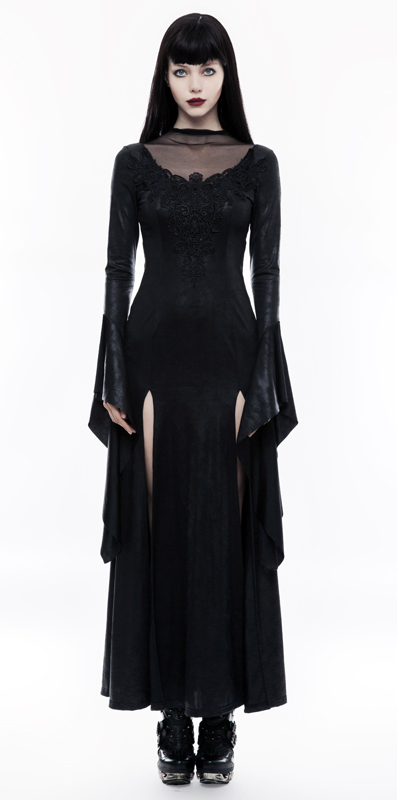 Robe longue en faux cuir brodé