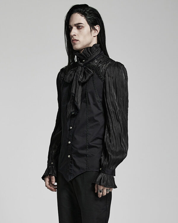 Chemise à collerette et lavallière