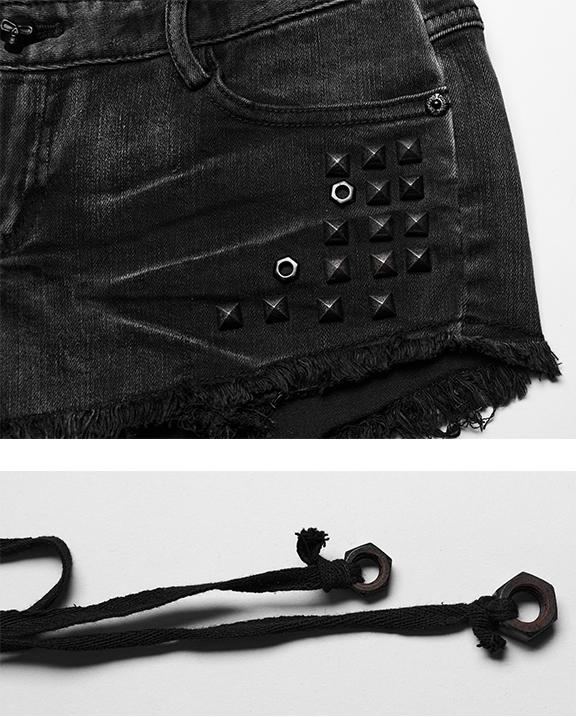 Short en jeans déchiré à laçage et clous