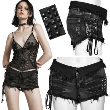 Short en jeans déchiré à laçage et clous