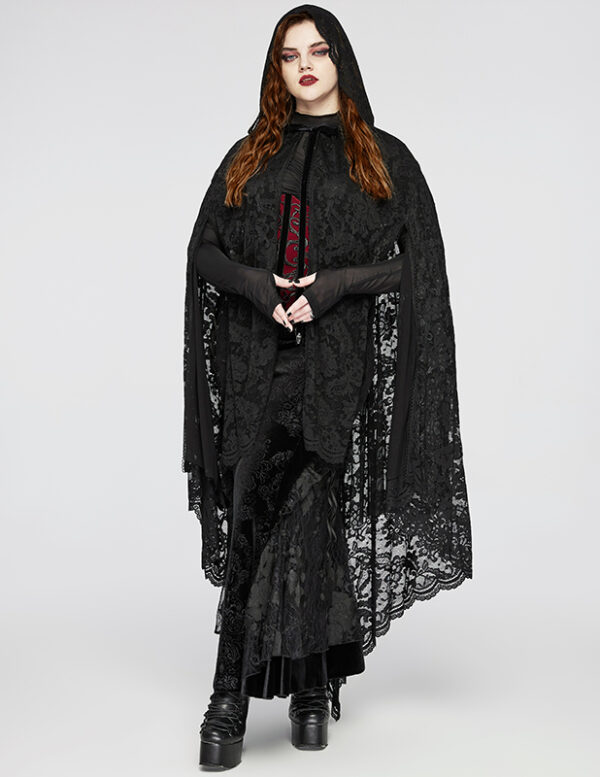 Cape à capuche en dentelle