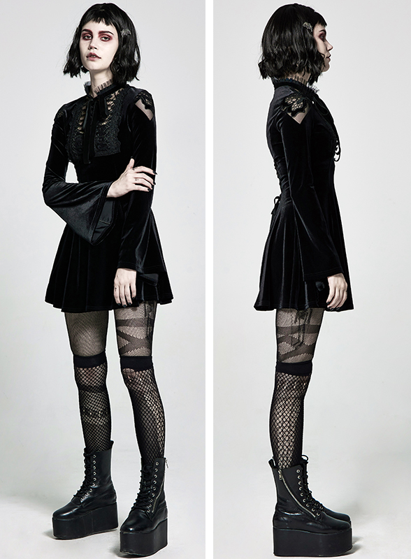 Robe en velours à plastron brodé et ruban