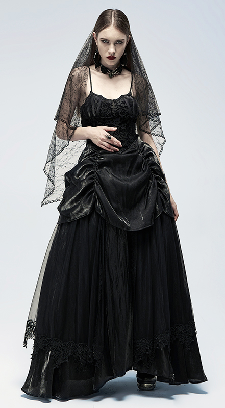 Robe de mariée en dentelle et satin à tournure