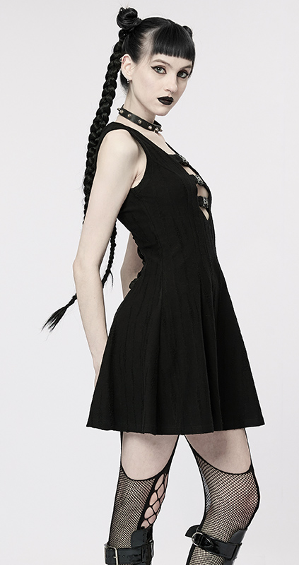 Robe patineuse à décolleté avec sangles