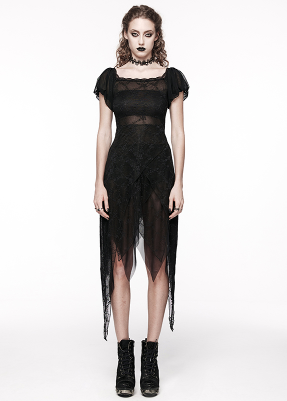 Robe en dentelle à spikes noirs