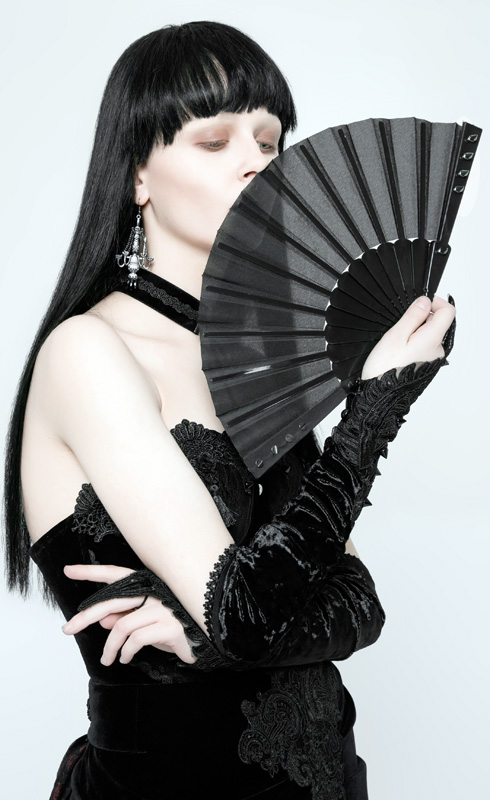 Éventail noir à pointes (spike)