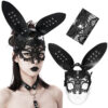 Masque lapin en cuir végan et broderie Masque lapin en cuir végan et broderie