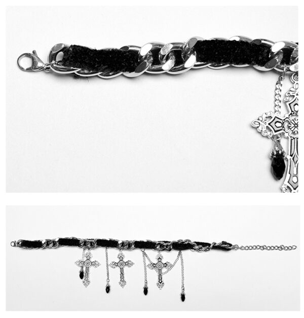 Collier ras de cou à pendentifs croix