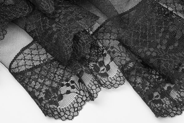 Cape voile réversible à dentelle