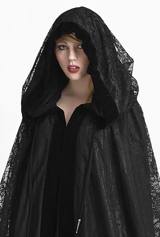 Cape réversible en velours et dentelle