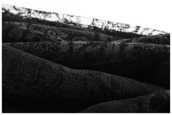 Cape réversible en velours et dentelle