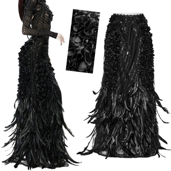 Jupe longue à plumes et sequins noire