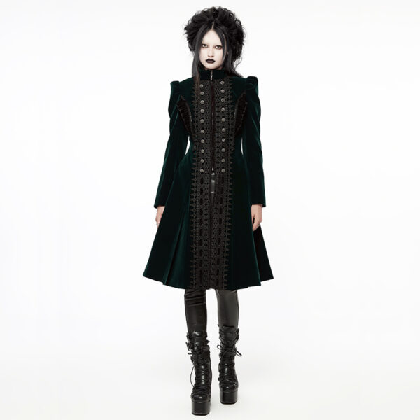 Manteau en velours vert foncé à volants et broderies